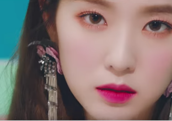Tutorial Bikin Bibir Terlihat Kecil dan Tipis ala Seleb Korea. Coba Yuk!