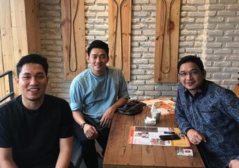 Kunjungi Ifan Seventeen, Pasha Ungu: Melepas Rindu Para Anak Panggung
