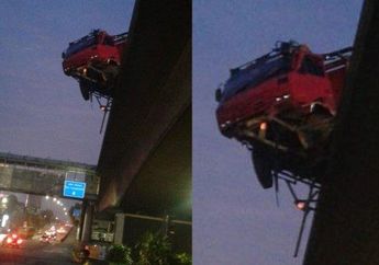 Video Truk Nyaris Terjun dari Fly Over Tol Slipi Usai Tabrak Pembatas Jalan