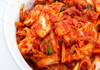 Sering Muncul di Drama Korea, Ini 3 Manfaat Kimchi Bagi Kesehatan!