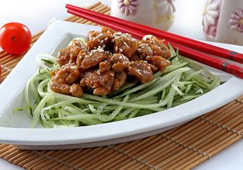 Resep Membuat Mi Ayam Timun, Sarapan Nikmat Dengan Tampilan Tak Biasa