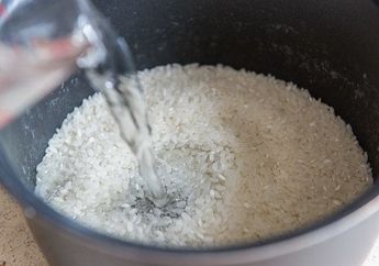 Tak Banyak yang Tahu, Kesalahan Masak Nasi Ini Bisa Sebabkan Kanker! Anda Melakukannya?