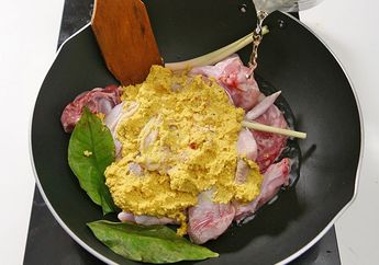 Tips Masak Ayam Goreng Kuning Super Enak, Dijamin Daging Empuk dan Bumbu Meresap Sempurna dengan Rahasia Ini! Wajib Contek