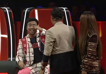 Vidi Aldiano Tak Kuasa Menahan Air Mata saat Harus Pilih Salah Satu Anak didiknya di The Voice Indonesia