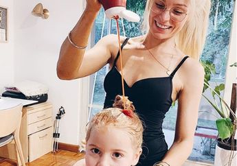 Wanita Cantik ini Selalu Tuang Saus Tomat ke Rambut Sang Anak Setelah Selesai Berenang, Ternyata Ada Manfaatnya!