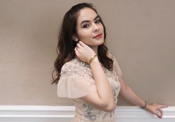 Manis Banget! Yuk Intip 5 Ide Outfit Kondangan Ala Steffi Zamora!