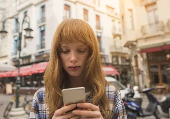 Penting Dilakukan, Ini 10 Tanda Kalau Kita Butuh Social Media Detox!