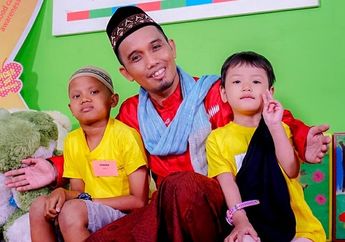 Nyaris Berlinang Air Mata Kenang Kepergian Istri, Ustaz Maulana Teringat Celotehan Anaknya : Kapan Mama Pulang?
