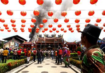 Imlek 2019, Foto-foto Kebakaran Vihara Ini Bikin Kita Berduka
