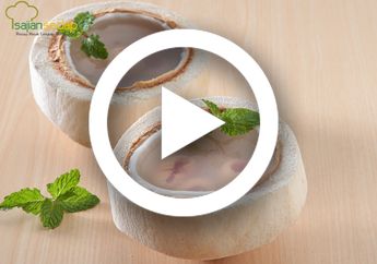 (Video) Resep Membuat Kelapa Muda Jeli Leci yang Segarnya Juara!