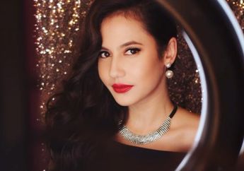 Tampil Glamor Ala Pevita Pearce dengan 5 Lipstik Merah Cerah Ini!
