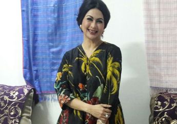 Cerai 7 Tahun Lalu dari Pengusaha Tanpa Terekspos, Penampilan Diana Pungky saat Belanja Camilan Bikin Pangling