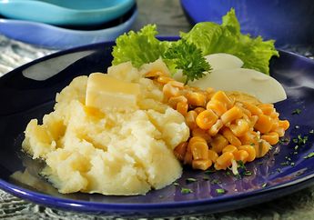 Resep Membuat Corn Salad and Potato Dish yang Bikin Kenyang Tapi Gak Bikin Gemuk