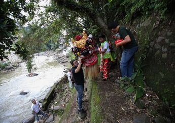 Jelang Cap Go Meh, Lihat Foto-foto Tradisi Unik dari Bogor Ini
