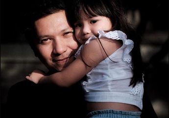 Lagi Buat Susu, Begini Reaksi Gading Mendengar Pertanyaan Tak Terduga Gempi: ‘Daddy, Are You Okay?’
