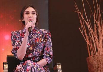 Syahrini dan Reino Barack Dikabarkan Akan Menikah, Luna Maya Tulis Puisi Menyentuh