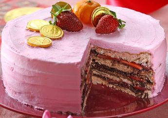 Resep Cake Marmer Stroberi Lembut Dan Cantik Ini Cocok Jadi Cake Ulang Tahun Anak Perempuan