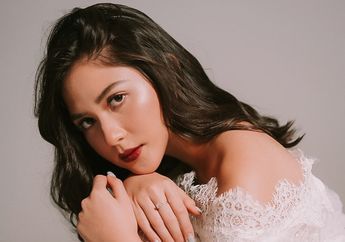 7 Outfit Putih Jessica Mila Biar Terlihat Manis & Chic Pas Kondangan!