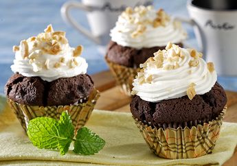 Menu Murah Ulang Tahun: Resep Cup Cake Cokelat Putih Telur Sederhana yang Bikin Jatuh Cinta