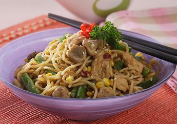 Resep Spageti Ayam Oriental yang Praktis Untuk Bekal Sekolah Si Kecil