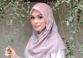 Santun Buat Kondangan, Ini 5 Outfit Hijab Etnik ala Vebby Palwinta