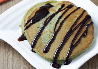 Resep Pancake Havermut Green Tea Lembut yang Semakin Menggoda Dengan Saus Cokelat