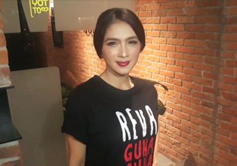 Dituntut Akting dalam Air, Angel Karamoy Kini Jadi Hobi Menyelam
