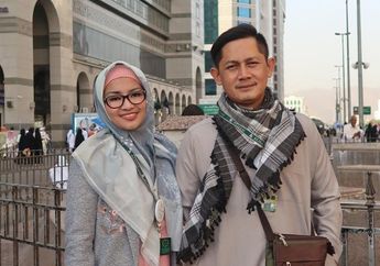 Jadi Istri Seorang Pilot Bergaji Fantastis, Fitri Carlina Tak Segan Memasak Menu Ala Desa untuk sang Suami