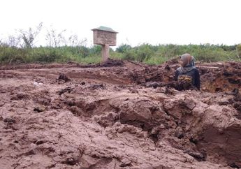 Protes Jalan Rusak Parah, Begini Cara Protes Milenial Lewat Foto