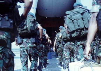 Bertolak Belakang Pada Saat Berkuasa, Begini Perbedaan Alasan 2 Presiden Kita Terhadap Posisi Tinggi dalam Struktur Militer Indonesia