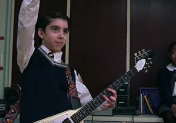 Duh! Gitaris Cilik di School of Rock Dikabarkan Ketahuan Mencuri Gitar