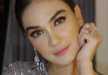 Tak Kalah dengan Penampilan Syahrini Saat Jumpa Pers dengan Reino Barack, Penampilan Baru Luna Maya dengan Makeup Flawless Juga Curi Perhatian!