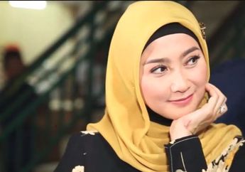 Memilih Berhenti Jadi Dosen, Desy Ratnasari Ungkap Alasannya