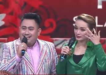 Dilamar Nassar Secara Live di TV, Zaskia Gotik Berderai Air Mata