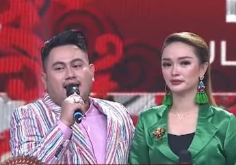Ini Jawaban Zaskia Gotik Usai Dilamar Nassar Secara Live di TV