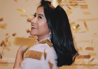 Adem! Ini 5 Gaya Siti Adira, Anak Ikke Nurjanah Pakai Outfit Sleeveless!