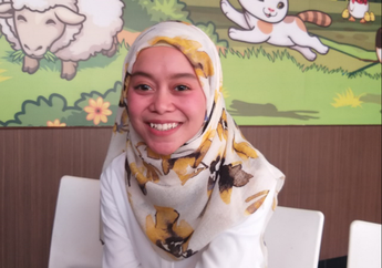 Bapaknya Dulu Sopir Angkot, Biduan Dangdut Muda Ini Berhasil Raup Honor Fantastis Usai Juarai Lomba Pencarian Bakat, Ekonomi Keluarganya pun Terangkat hingga punya Rumah 2 Lantai