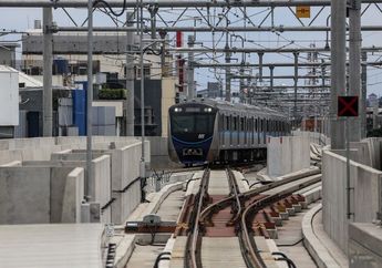 Resmi Beroperasi Hari Ini, Catat Jadwal Lengkap MRT Jakarta!
