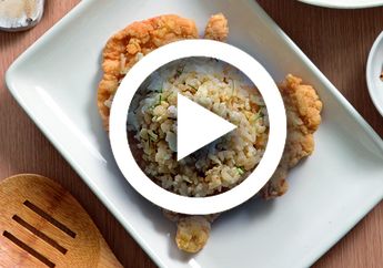 (Video) Resep Nasi Goreng Daun Jeruk Putih Telur Selalu Bikin Semangat