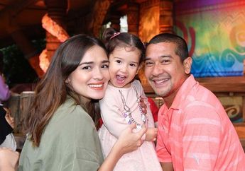 Hamil Anak Kedua Yasmine Wildblood Malah Daki 3 Gunung