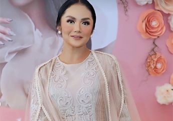 Selain Gelar Pesta Mewah, Kue Ulang Tahun Krisdayanti Jadi Sorotan Karena Ada Karakter Ini di Puncaknya
