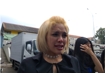 Diisukan Akan Dilaporkan Indra Tarigan ke Polisi, Nikita Mirzani: Lawan Dulu Keriyaan Gue Bisa Nggak?