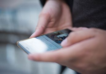 Jual HP Bekas, Wanita Ini Malah Diteror Pemilik Barunya