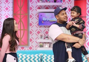 Sakit Hati Ditinggal Pergi Mantan Suaminya yang Senang Lirik Perempuan Cantik, Tangis Ayu Ting Ting Tak Langsung Pecah Saat Putri Semata Wayang Terus Merengek: 'Allah Janji Kasih Papa yang Baik Buat Bilqis'