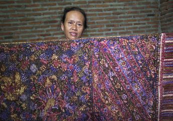 Mereka yang Tak Pernah Lelah Mempertahankan Batik Tiga Negeri Lasem