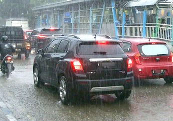 Musim Hujan Sudah Tiba, Kalau Mobil Jarang Dicuci Akibatnya Apa Ya?