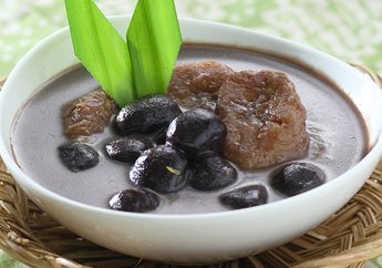 Menu Takjil Buka Puasa Sederhana, Kolak Candil Hitam Dengan Pisang yang Gurih Di Mulut