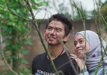 6 Potret Romantis Lesty dan Rizki D'Academy, Sudah 4 Tahun Pacaran Namun Tak Kunjung Direstui untuk Menikah!