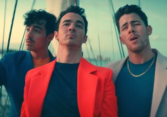 Kalimat Buat Priyanka Chopra dan Sophie Turner di Lirik Lagu ‘Cool’ dari Jonas Brothers!