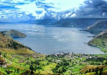 Ternyata Bukan Danau Toba, Lokasi ini Jadi Danau Terdalam di Indonesia Bahkan Ditemukan Gua Tengkorak di Dalamnya!